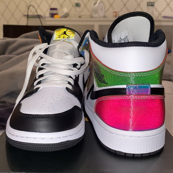 Jordan 1 Special Edition - Picture 4 of 6